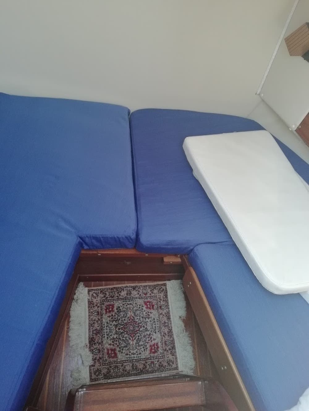 Scopri Pegli a bordo di una barca a vela per un'intera giornata.