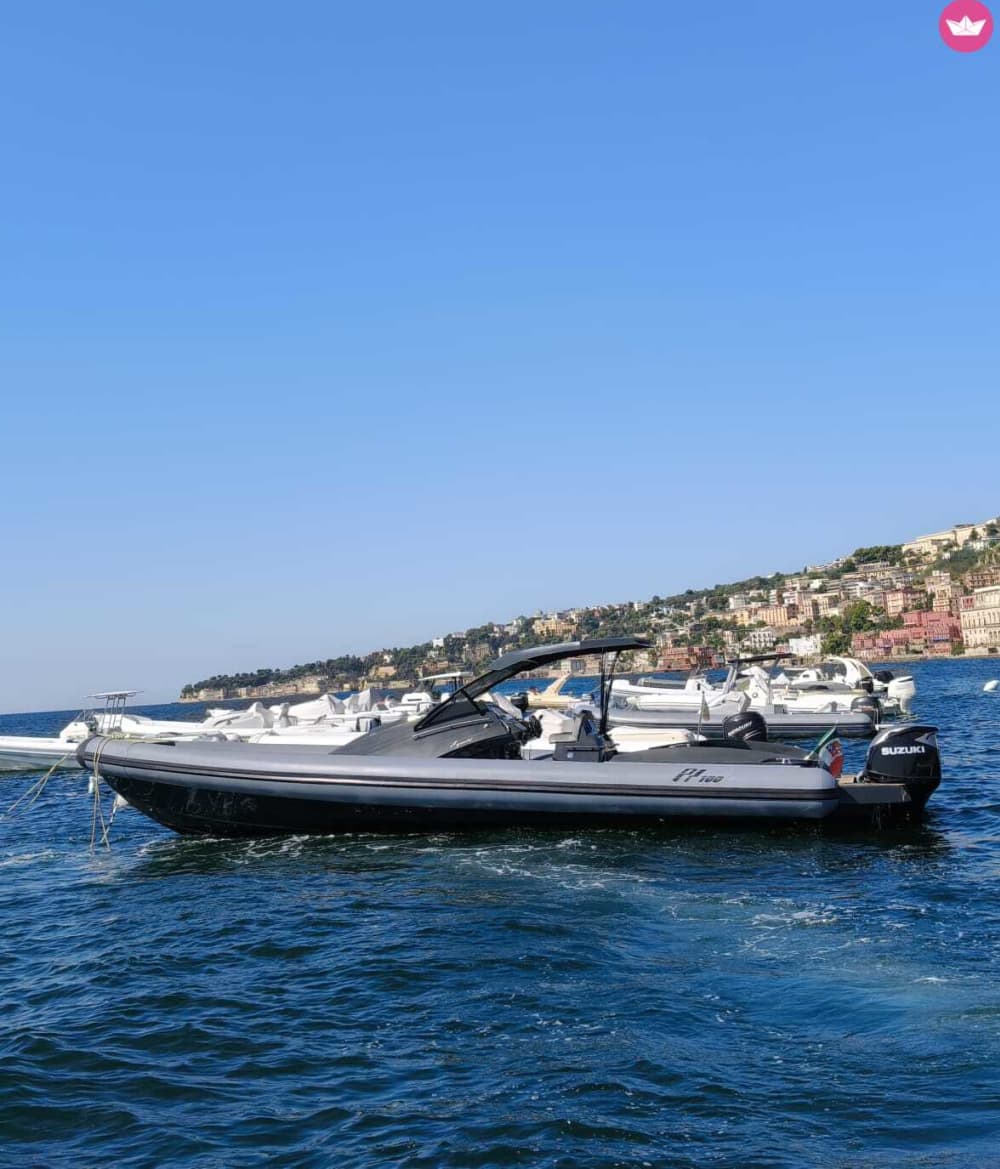 The Flegrean Pearls: Luxury Cruise between Procida and Ischia