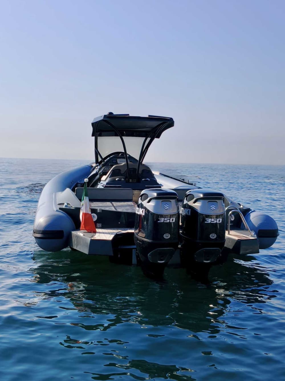 The Flegrean Pearls: Luxury Cruise between Procida and Ischia