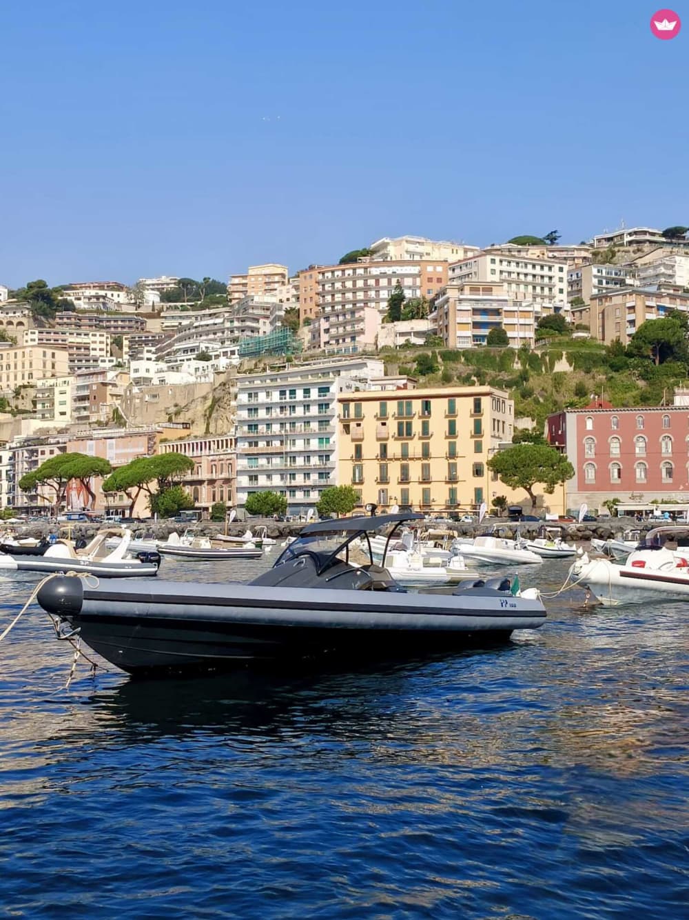 The Flegrean Pearls: Luxury Cruise between Procida and Ischia