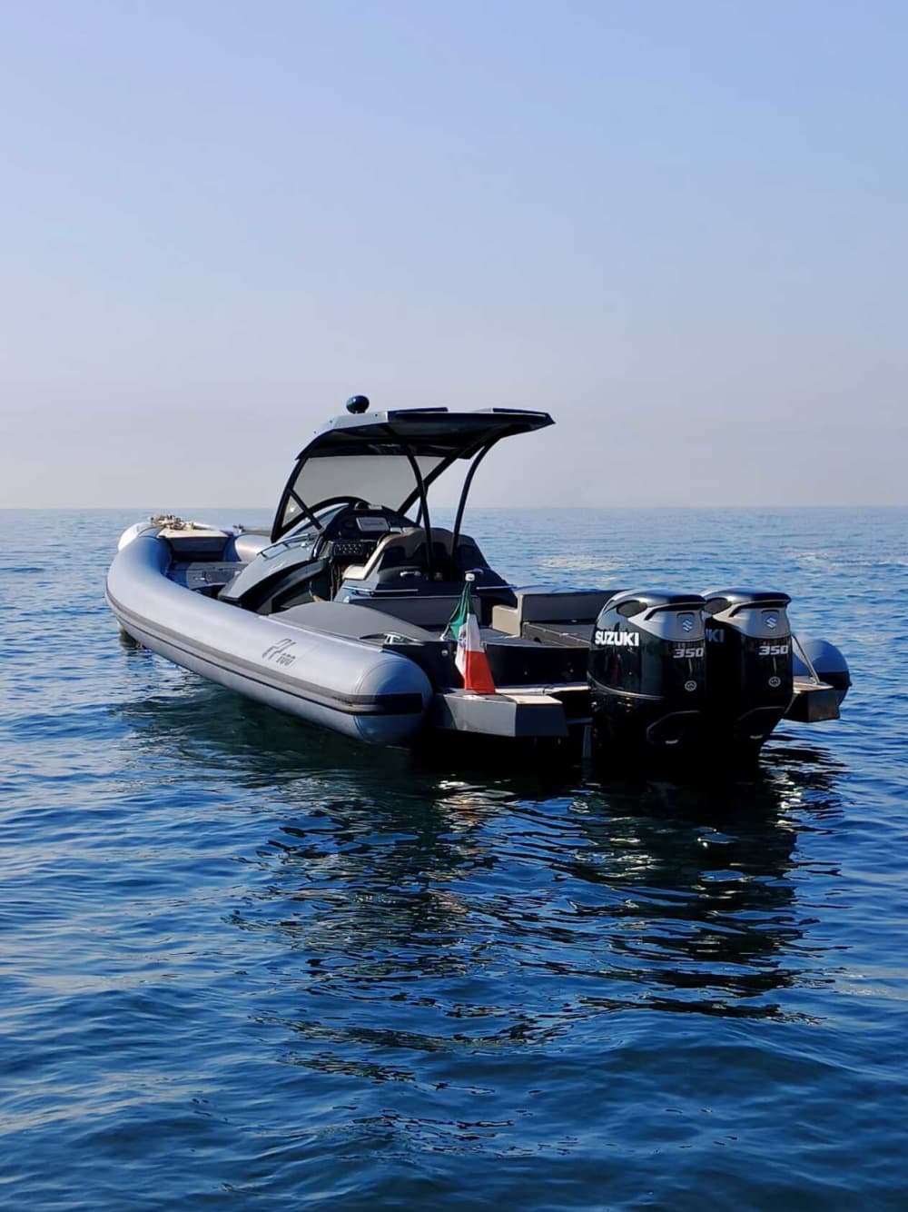 The Flegrean Pearls: Luxury Cruise between Procida and Ischia