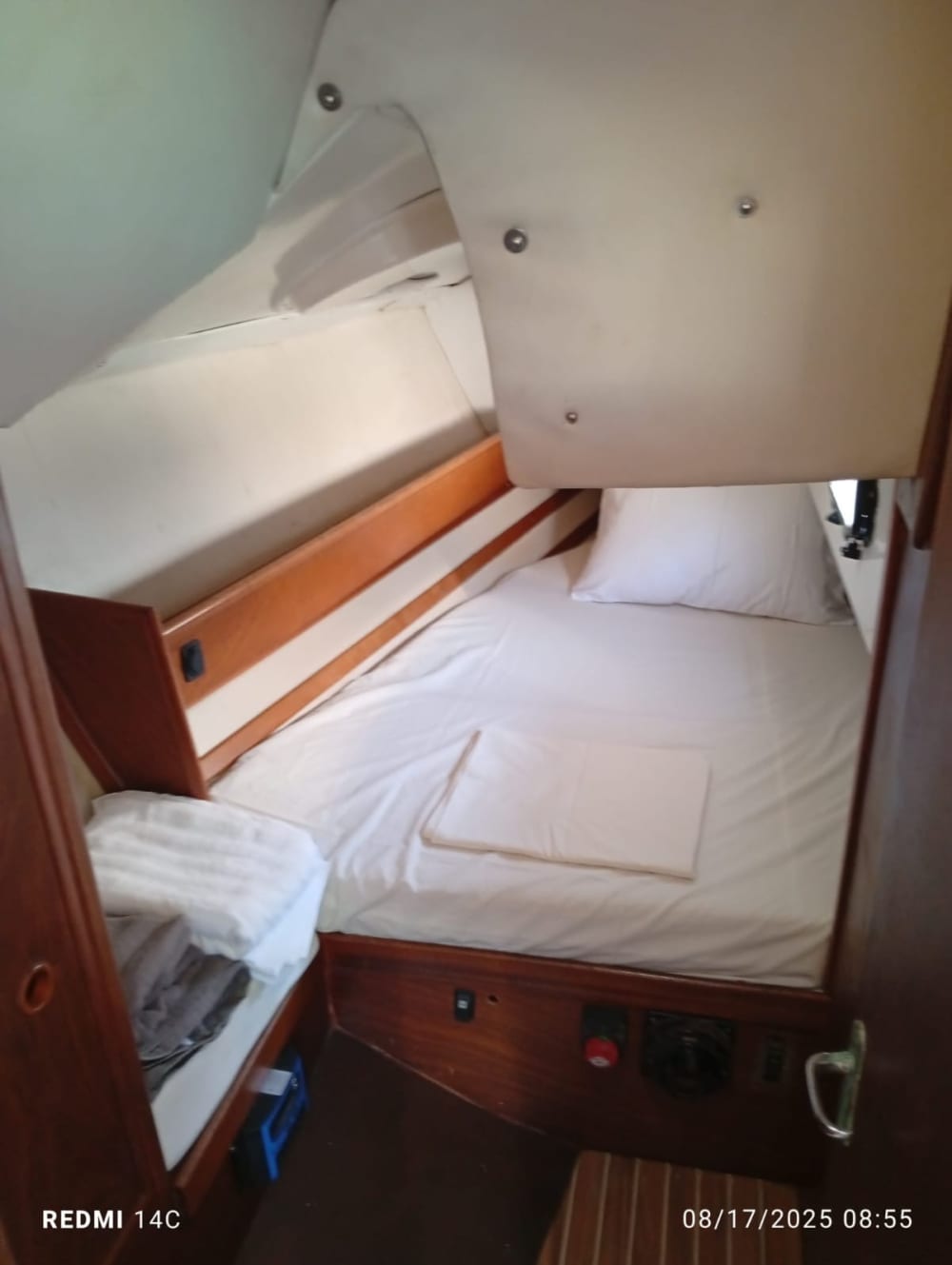Enjoy a day at sea in Athens on a sailboat