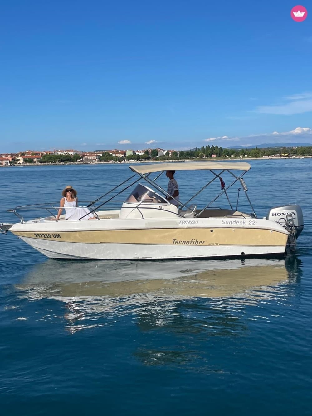Mieten Sie ein Motorboot für 4 Stunden Spaß