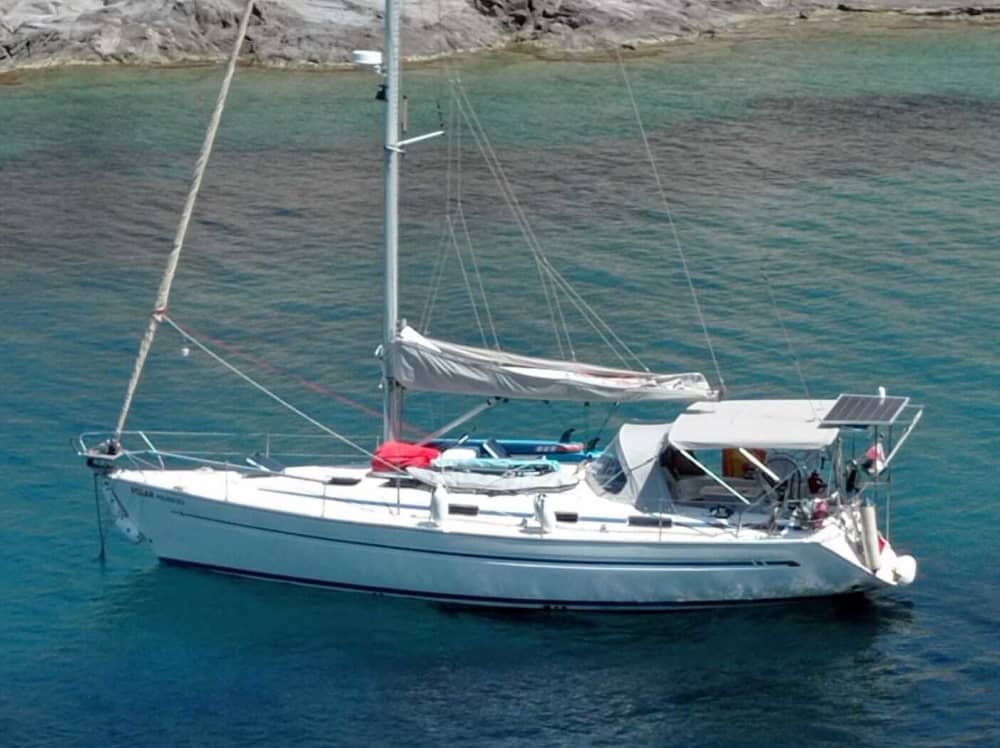 Navegación de día completo desde Ibiza: explora playas y bahías escondidas