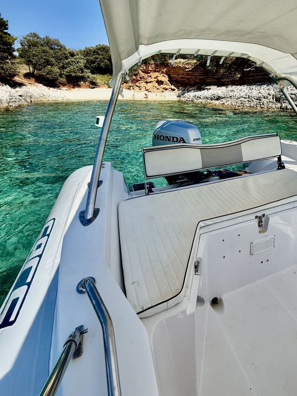 Goditi il sole con un'escursione in barca di 10 ore a Lošinj, in Mali.