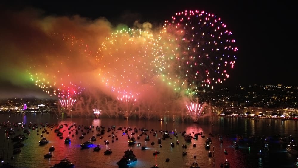 Закат на лодке