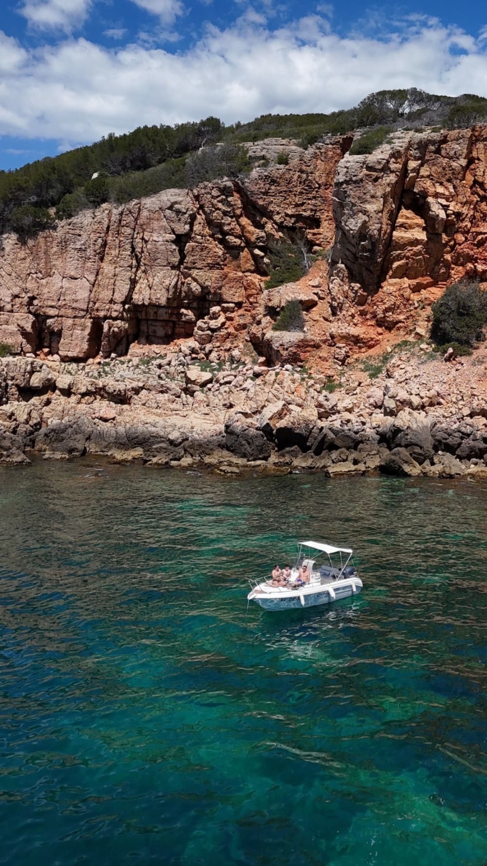 Genießen Sie einen halben Tag auf einem Motorboot in Bandol