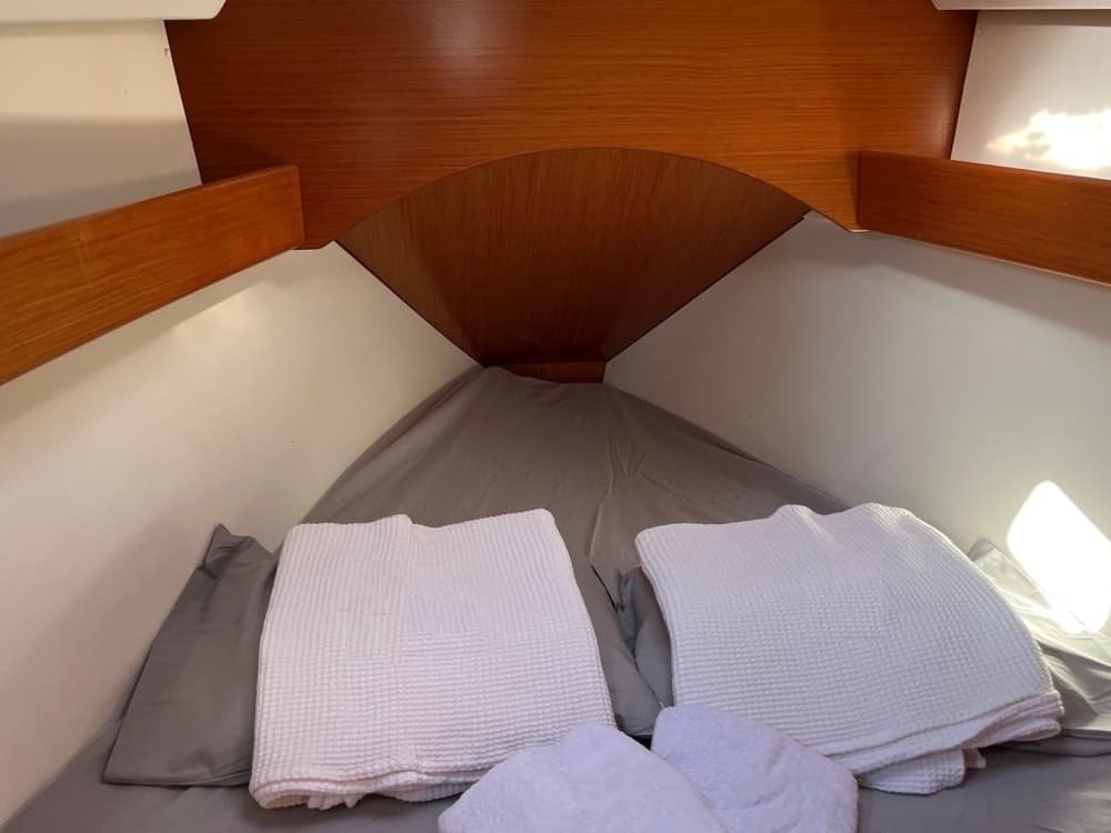 Discover Tivat on a sailboat for a full day