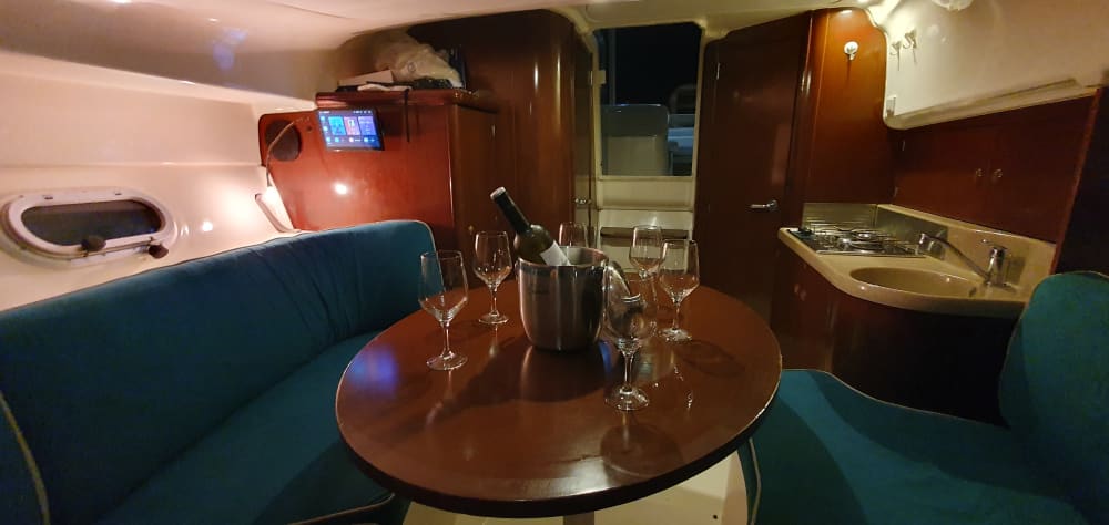 4-uur durende kustcruise ten oosten van Marbella