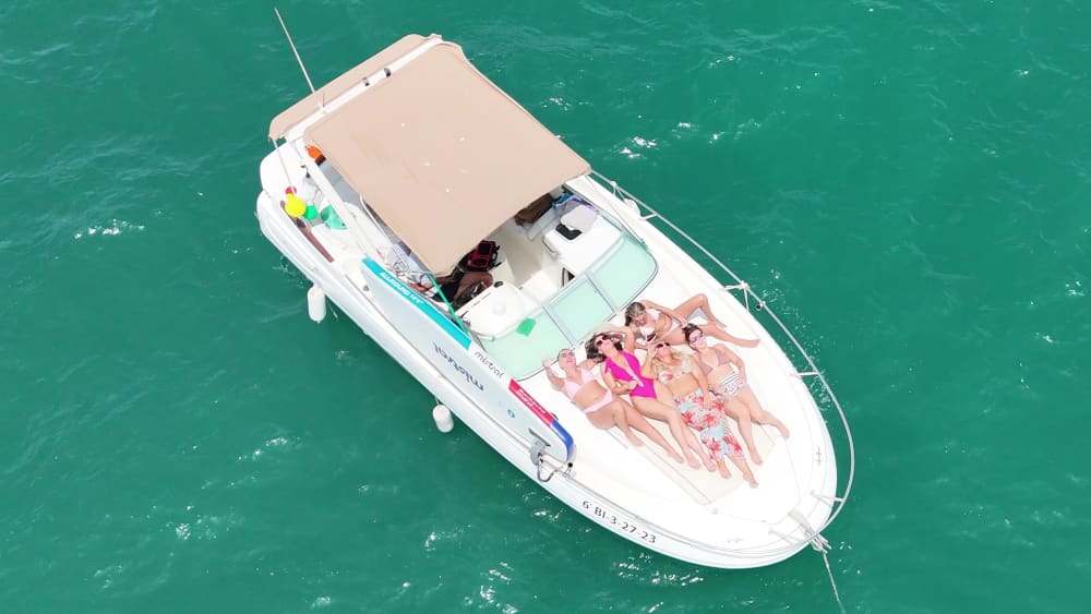 4-uur durende kustcruise ten oosten van Marbella