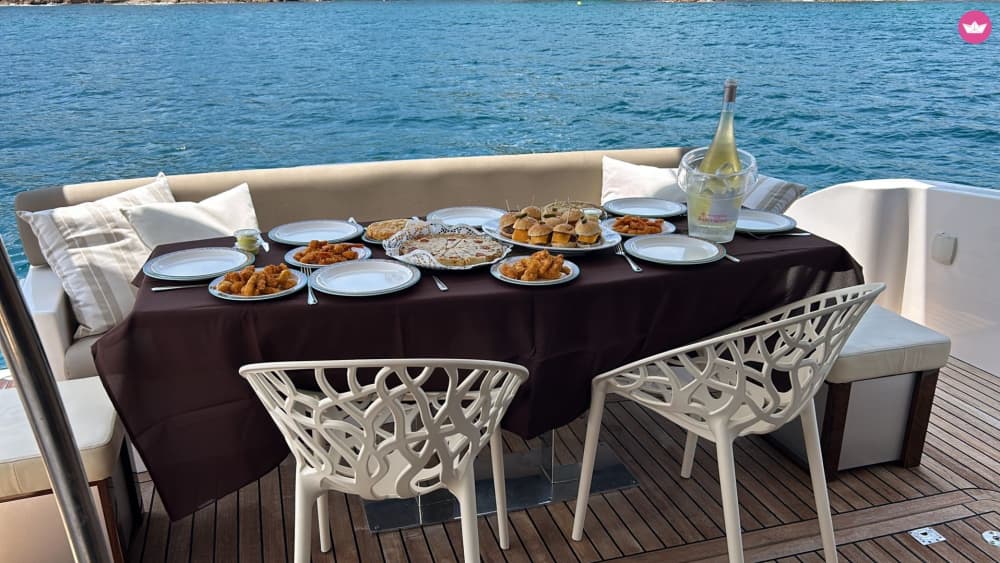8h - Barcelona Skyline Cruise & Sunset Experience