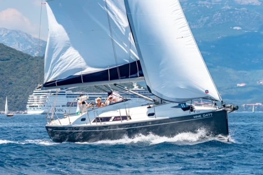 Ontdek Tivat tijdens een zeiltocht van een hele dag.