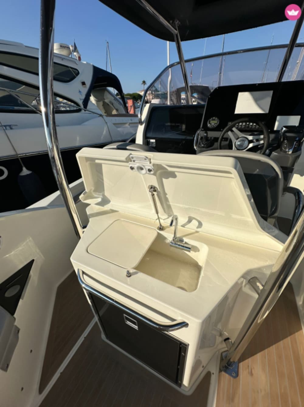 Full day - Power, Style and Adventure on the Water