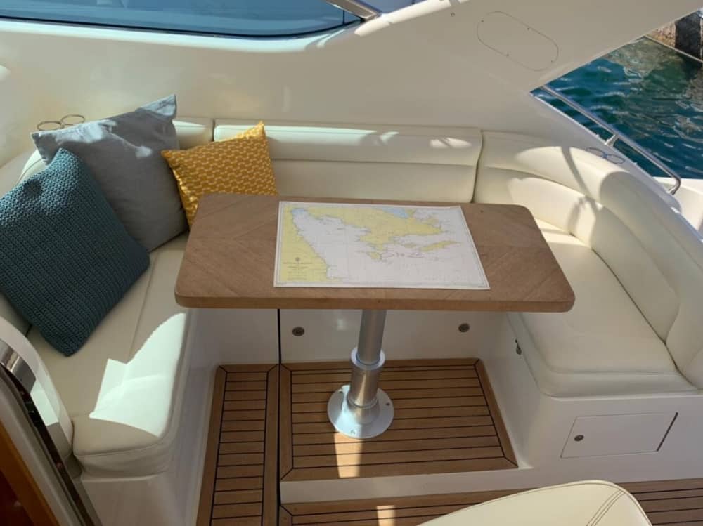 Your private motorboat for a day around Porto Cheli