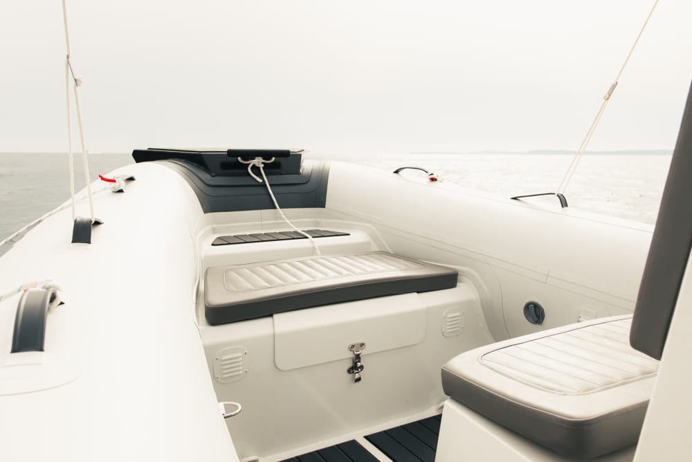 Entdecken Sie Pulas Küste: Ein kompletter Tagesausflug an Bord eines Motorboots