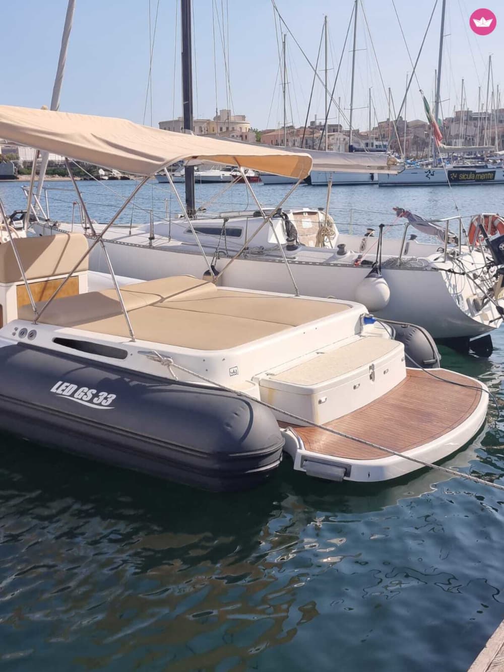 Día completo descubriendo Arenella y Fontane Bianche.