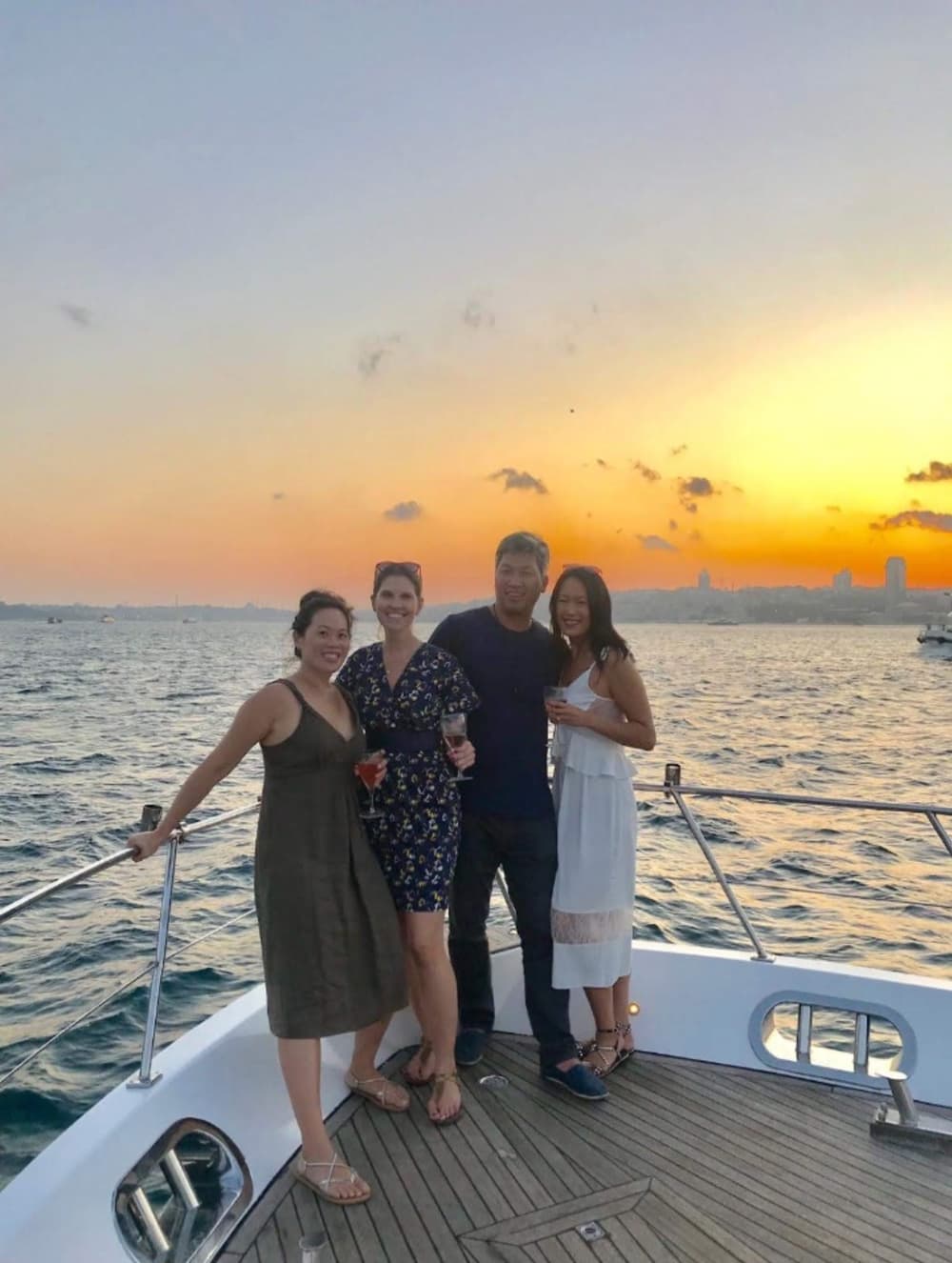 Halbtägige Bosporus-Kreuzfahrt: Entdecken Sie die Schönheit Istanbuls