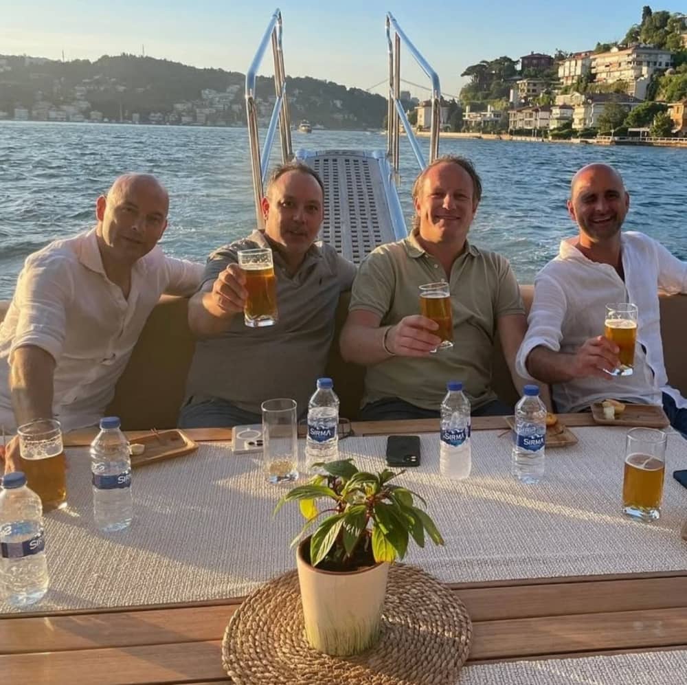 Halbtägige Bosporus-Kreuzfahrt: Entdecken Sie die Schönheit Istanbuls