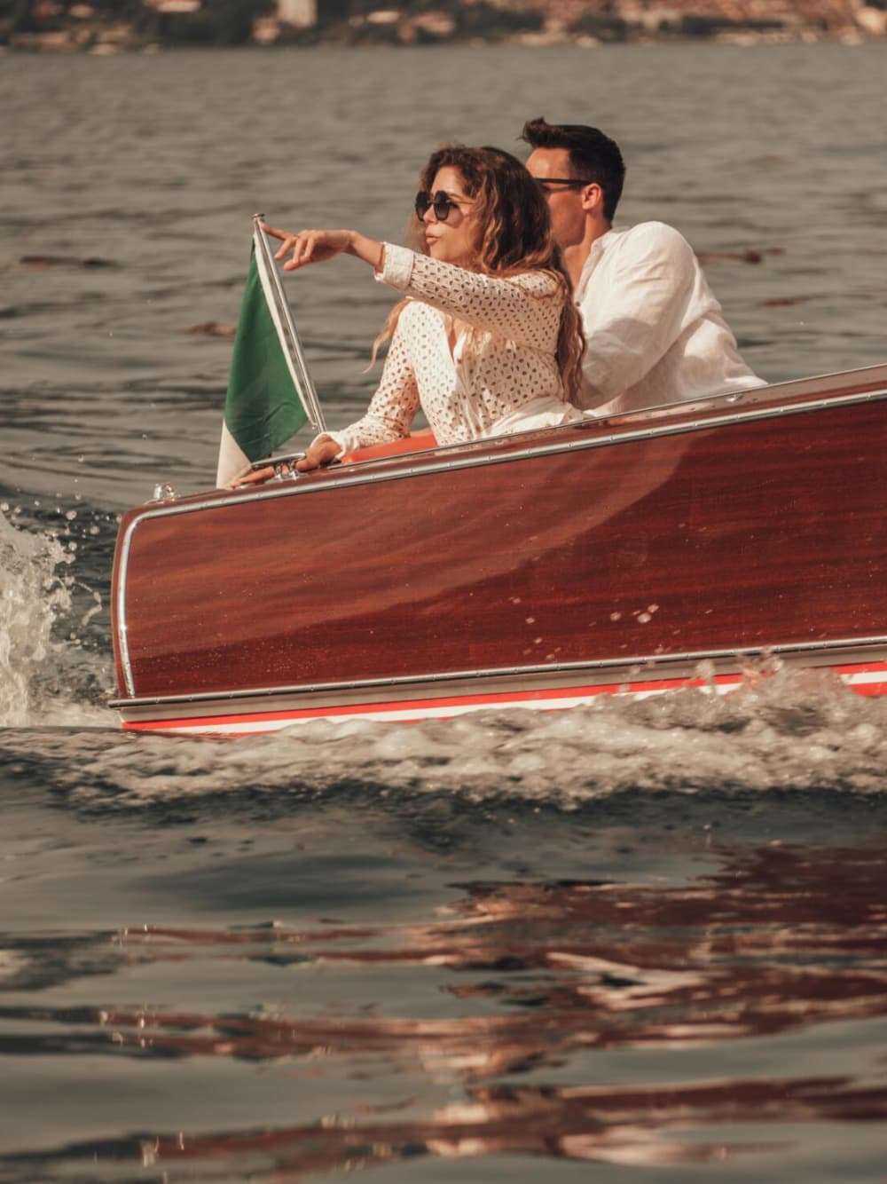 Elegância na Água – Um Cruzeiro de 2 Horas a Bordo do Icônico Riva Super Florida