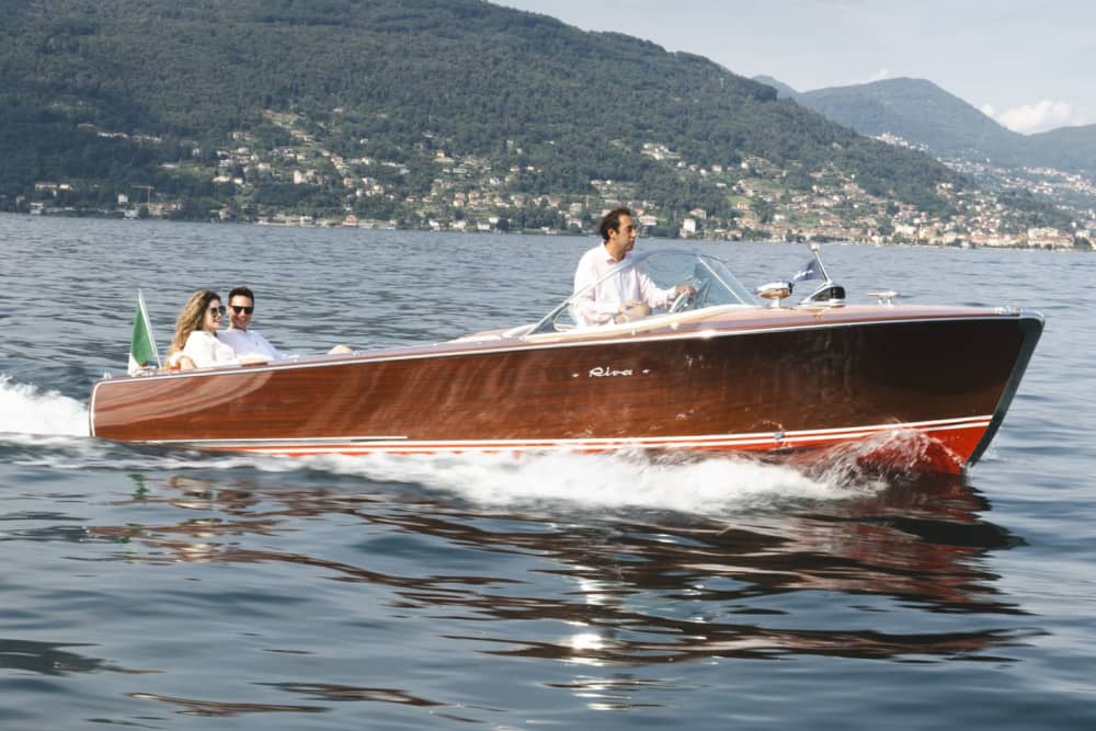 Elegância na Água – Um Cruzeiro de 2 Horas a Bordo do Icônico Riva Super Florida