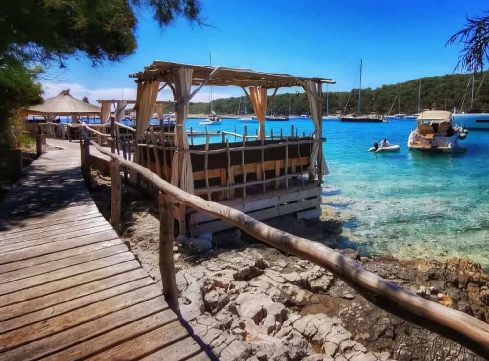 Aventura isleña de 9 horas: Hvar, Pakleni y Milna