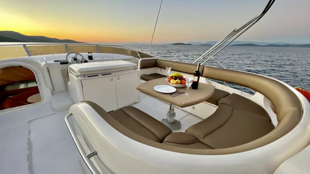 La mejor experiencia de natación y relajación en yate de Bodrum