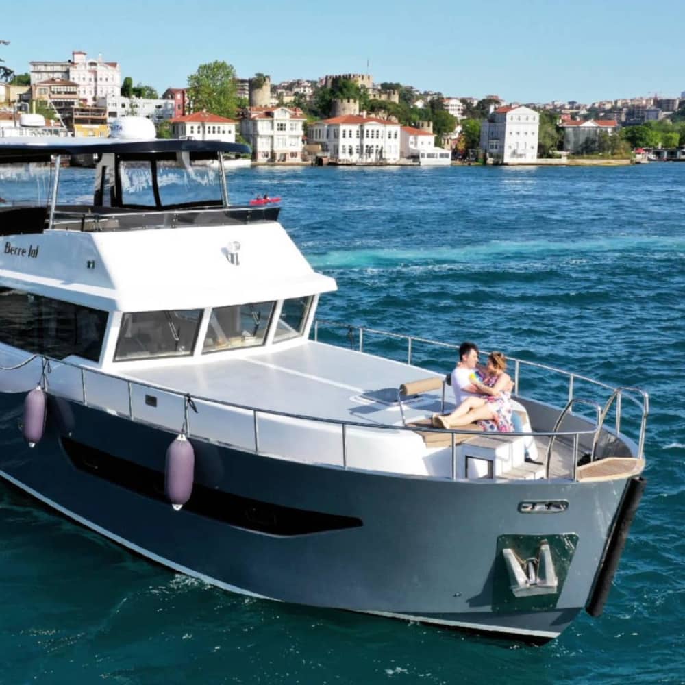 Croisière élégante de 8 heures avec déjeuner à Bodrum