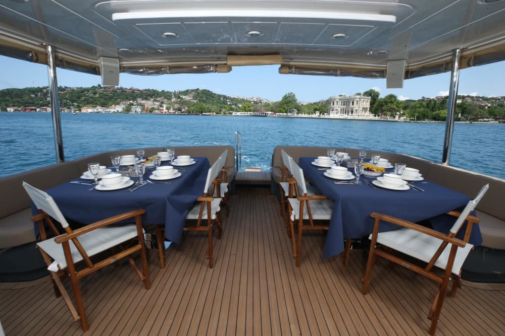 Croisière élégante de 8 heures avec déjeuner à Bodrum