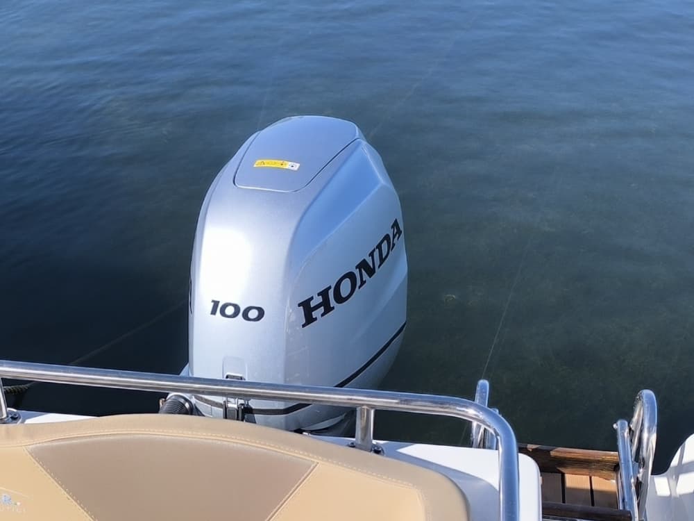 Découverte de Šibenik en demi-journée : votre courte escapade en bateau à moteur