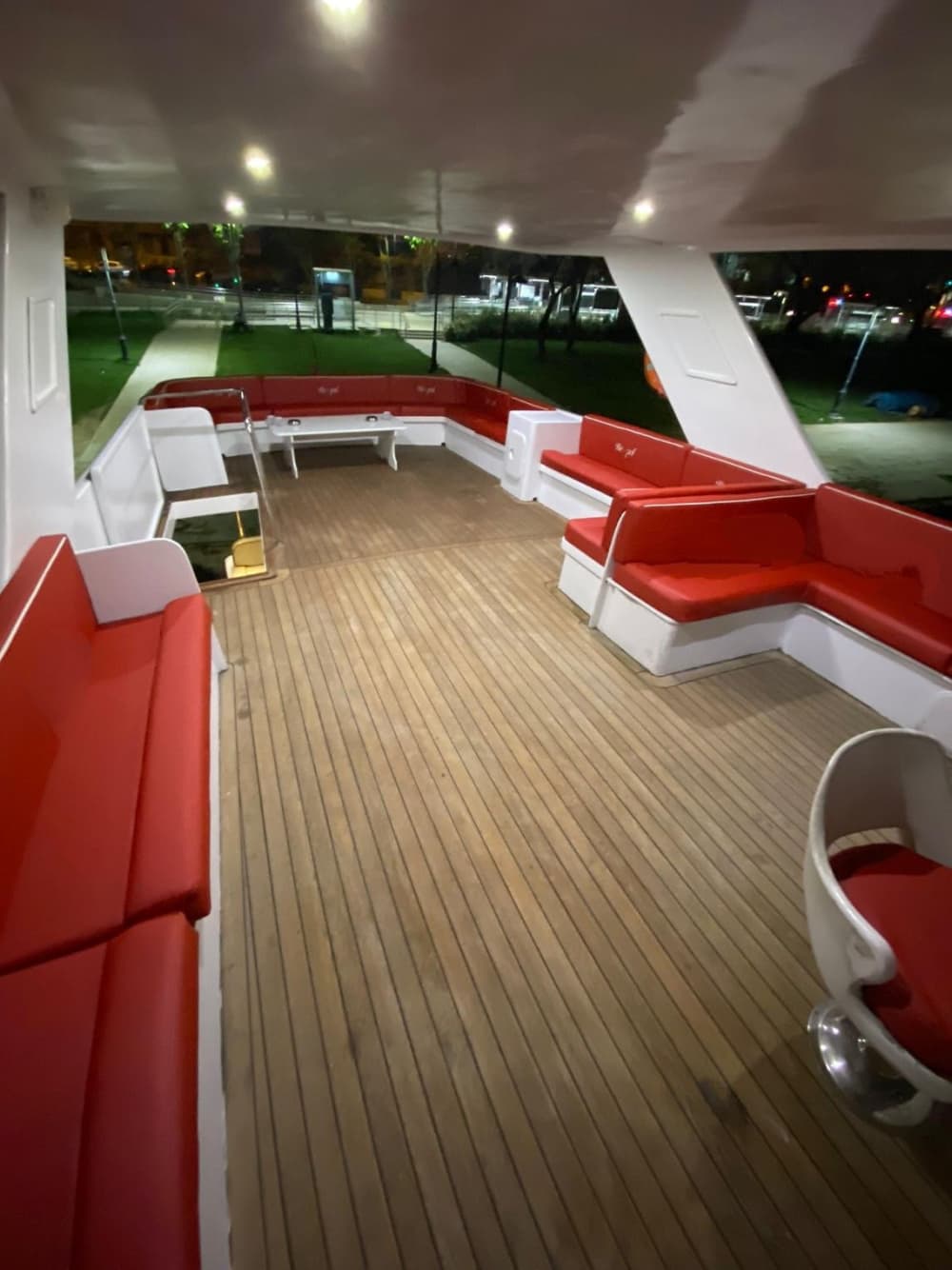 Halbtägige Bosporus-Fahrt: Sehenswürdigkeiten und Highlights