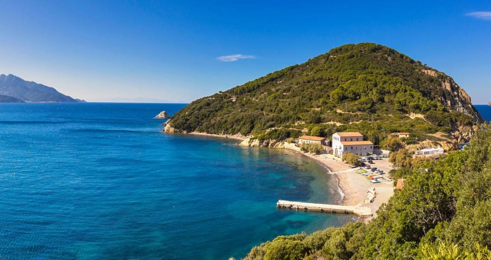 ELBA CRYSTAL TOUR – “WHITE WATERS & SECRET COVES”
