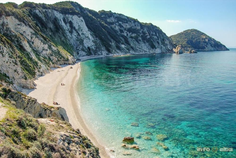 ELBA CRYSTAL TOUR – “ACQUE BIANCHE & CALETTE SEGRETE”
