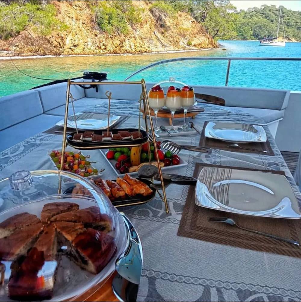 Experiência de 8h em um iate de luxo em Göcek