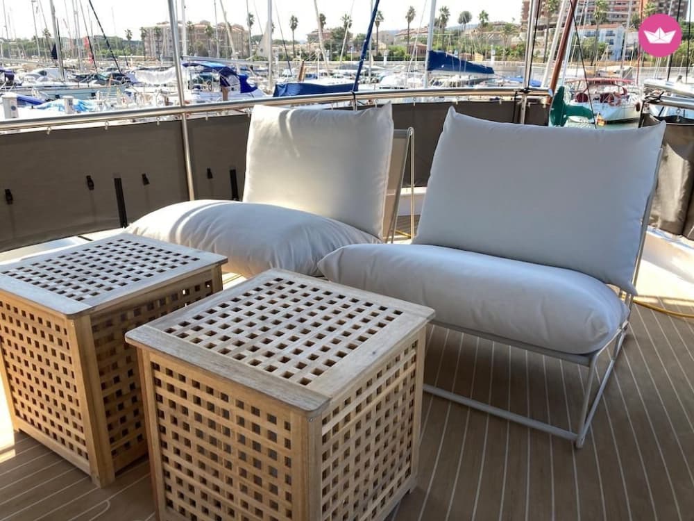 Golden Hour Escape – Küstenkreuzfahrt mit Getränken und Aussicht