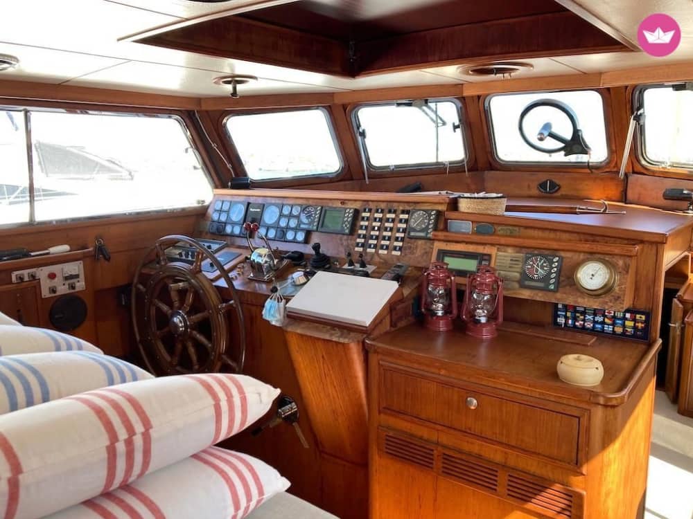 Golden Hour Escape – Küstenkreuzfahrt mit Getränken und Aussicht