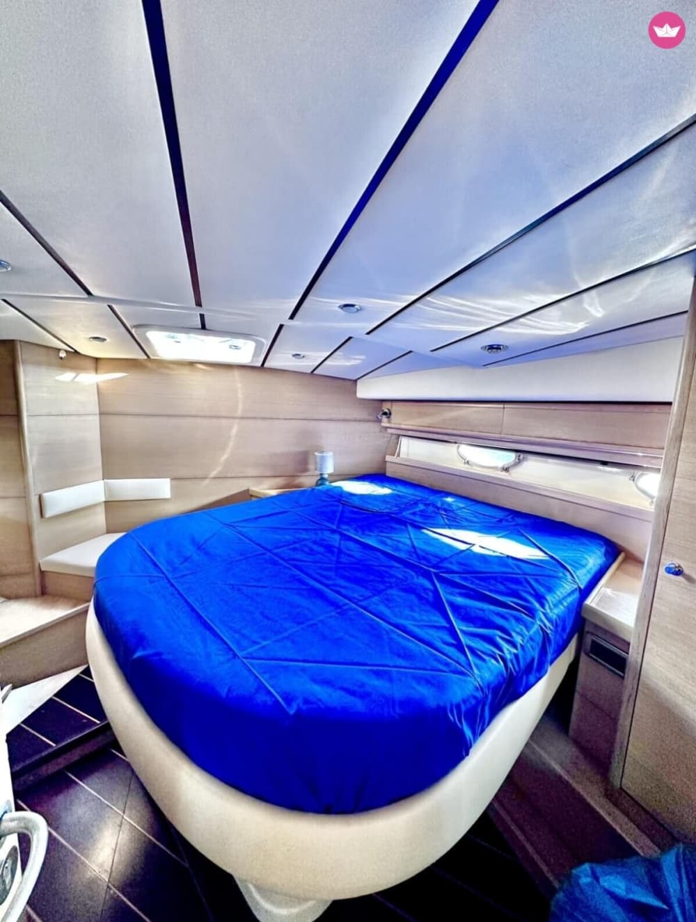 Capri desde Positano: una escapada de lujo en yate