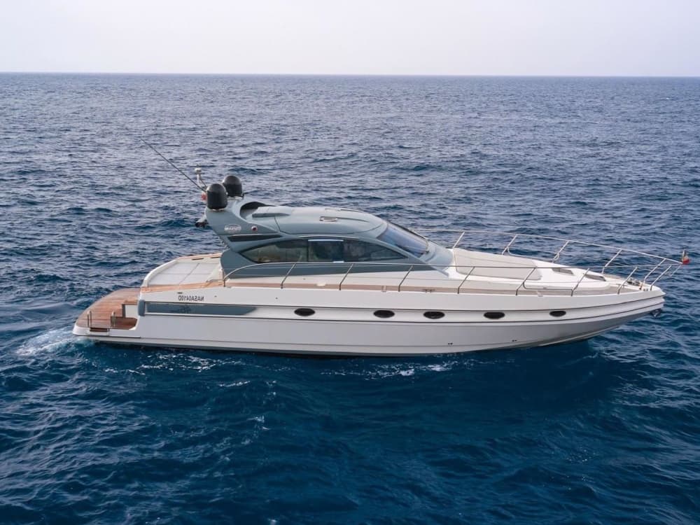 Capri desde Positano: una escapada de lujo en yate