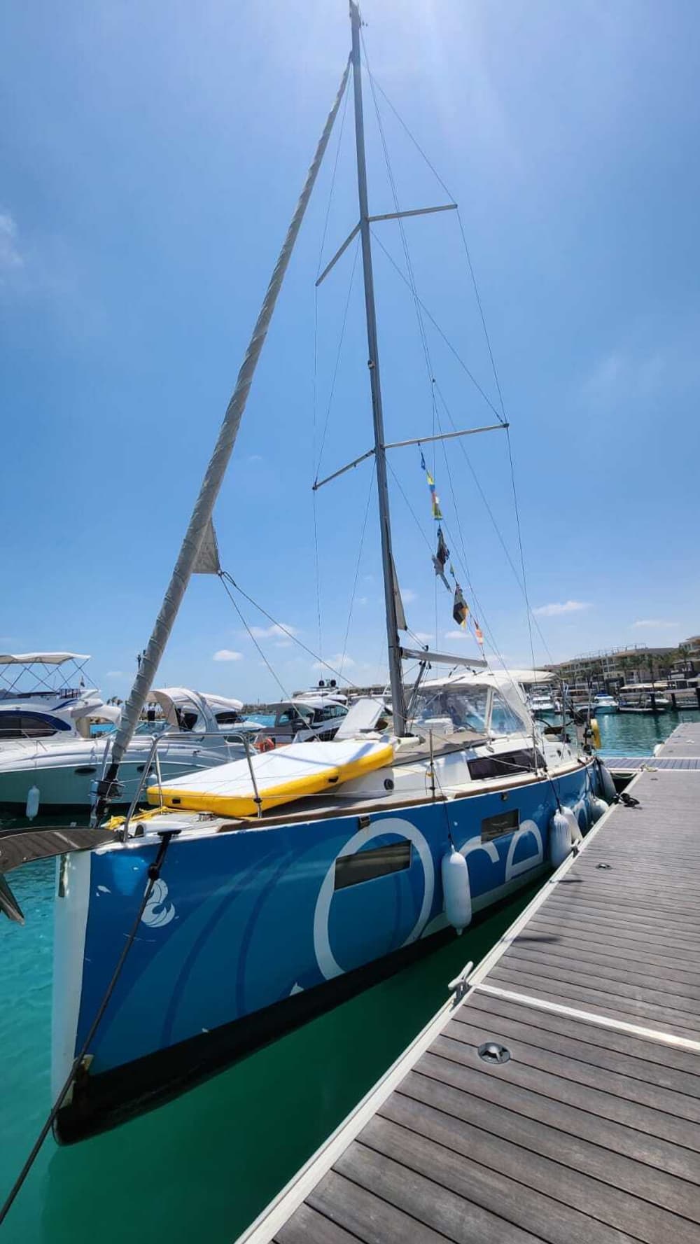 Лучшее в Хургаде – на воде: ваш частный целый день на парусной яхте.