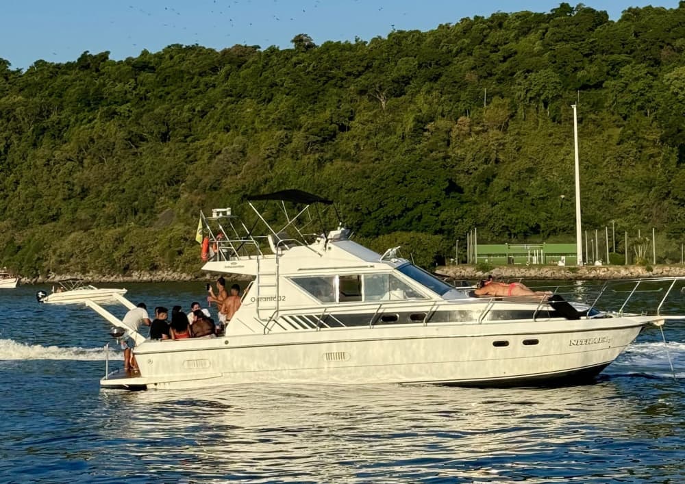 Fuga no Rio de Janeiro: 2h de relaxamento em uma lancha