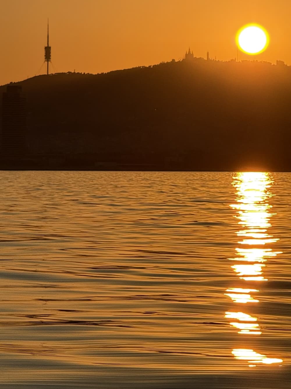 Tour di un giorno: scopri la magia della costa di Barcellona e vai a Sitges [facoltativo]