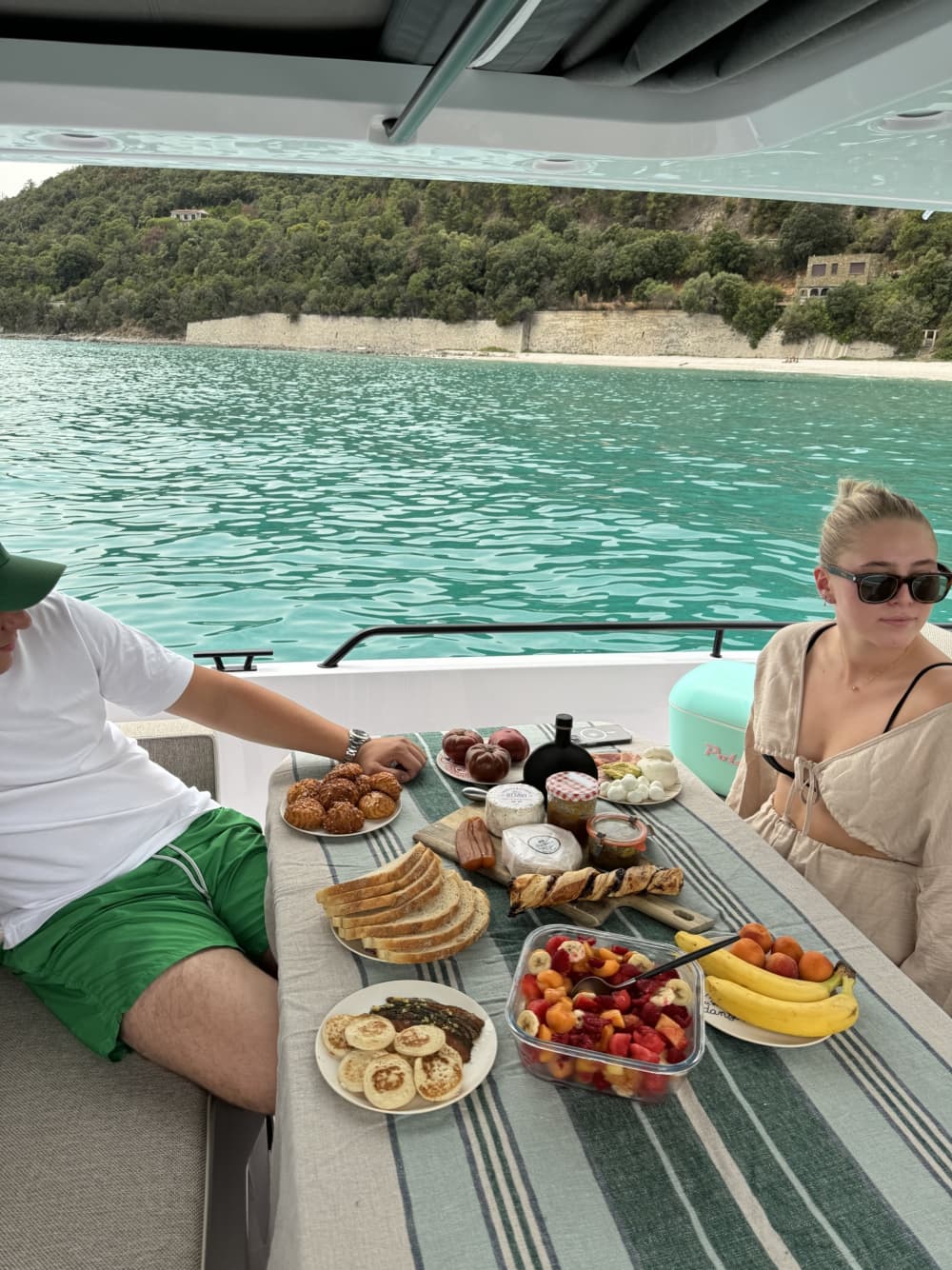 Découvrez les rivages de Sari-Solenzara : une excursion d'une journée complète à bord d'un bateau à moteur