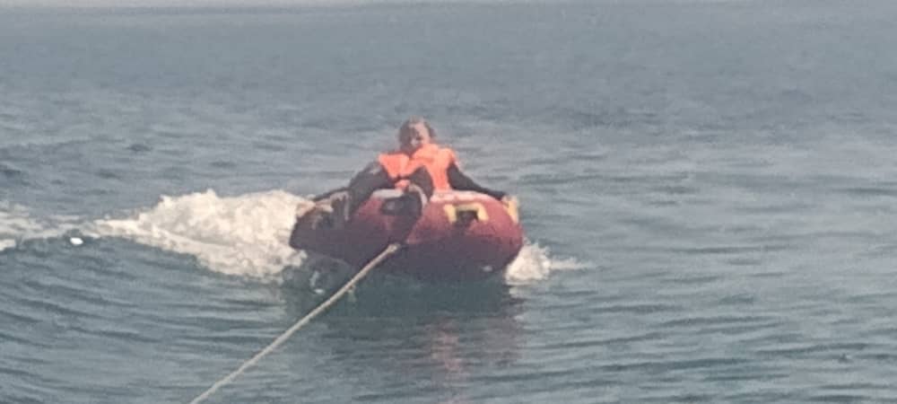 Explorez Loctudy en bateau : une journée complète sur l'eau à bord d'un bateau à moteur