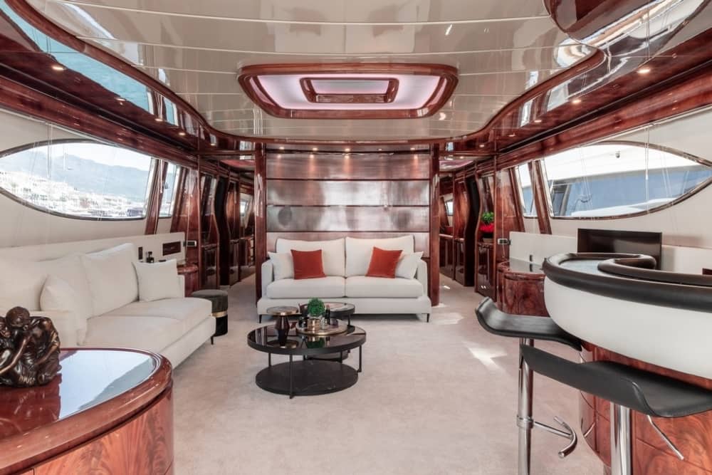 8h Luxury Yacht Experience from Puerto Banús