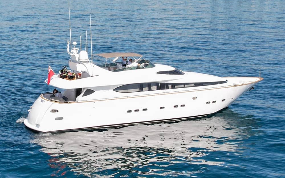8h Luxury Yacht Experience from Puerto Banús