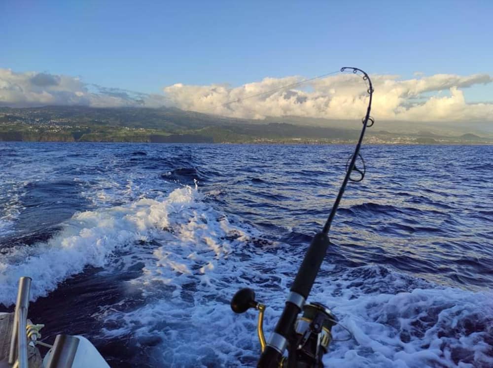 Pura alegría de navegar: Experimenta la magia de Saint-Pierre.