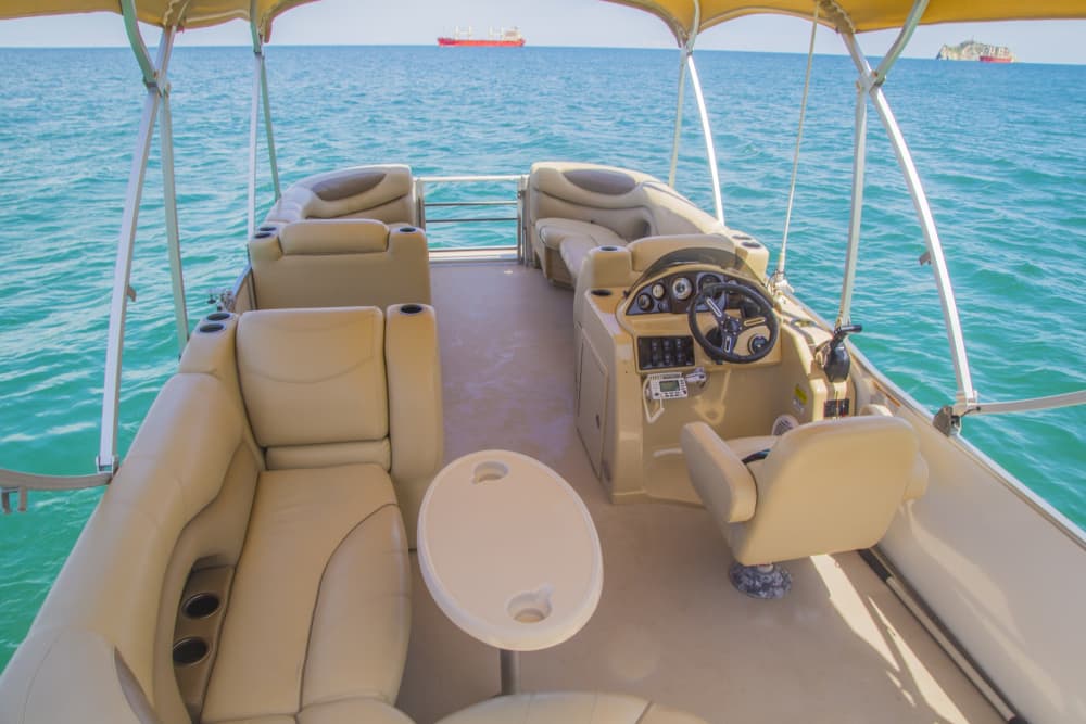 Scopri Santa Marta con un'escursione di un'intera giornata in motoscafo.