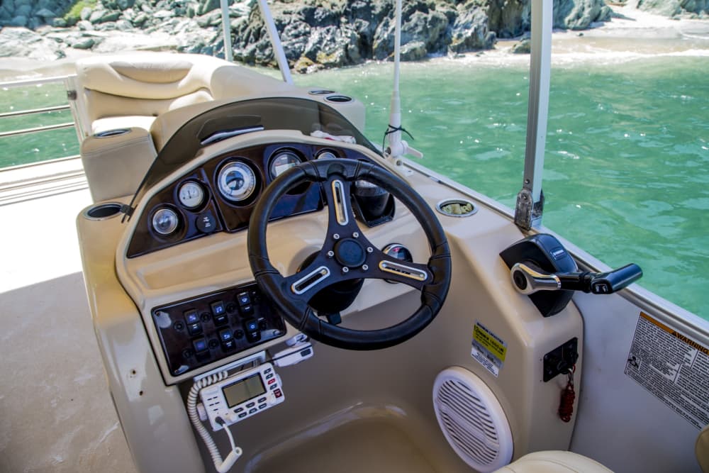 Scopri Santa Marta con un'escursione di un'intera giornata in motoscafo.