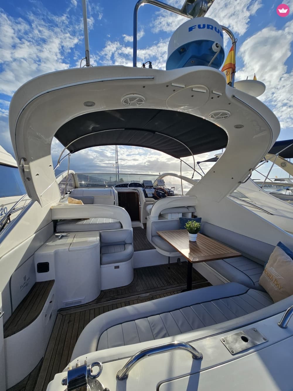 Escapada de medio día al mar: remo, snorkel y relax desde Puerto Banús