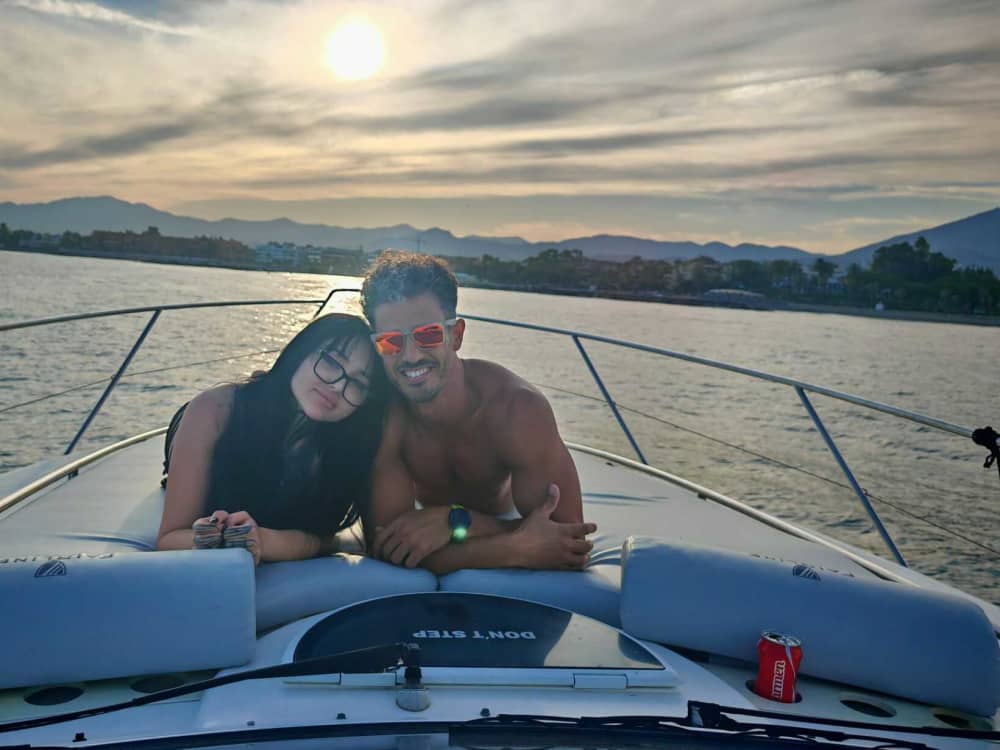 Escapada de medio día al mar: remo, snorkel y relax desde Puerto Banús