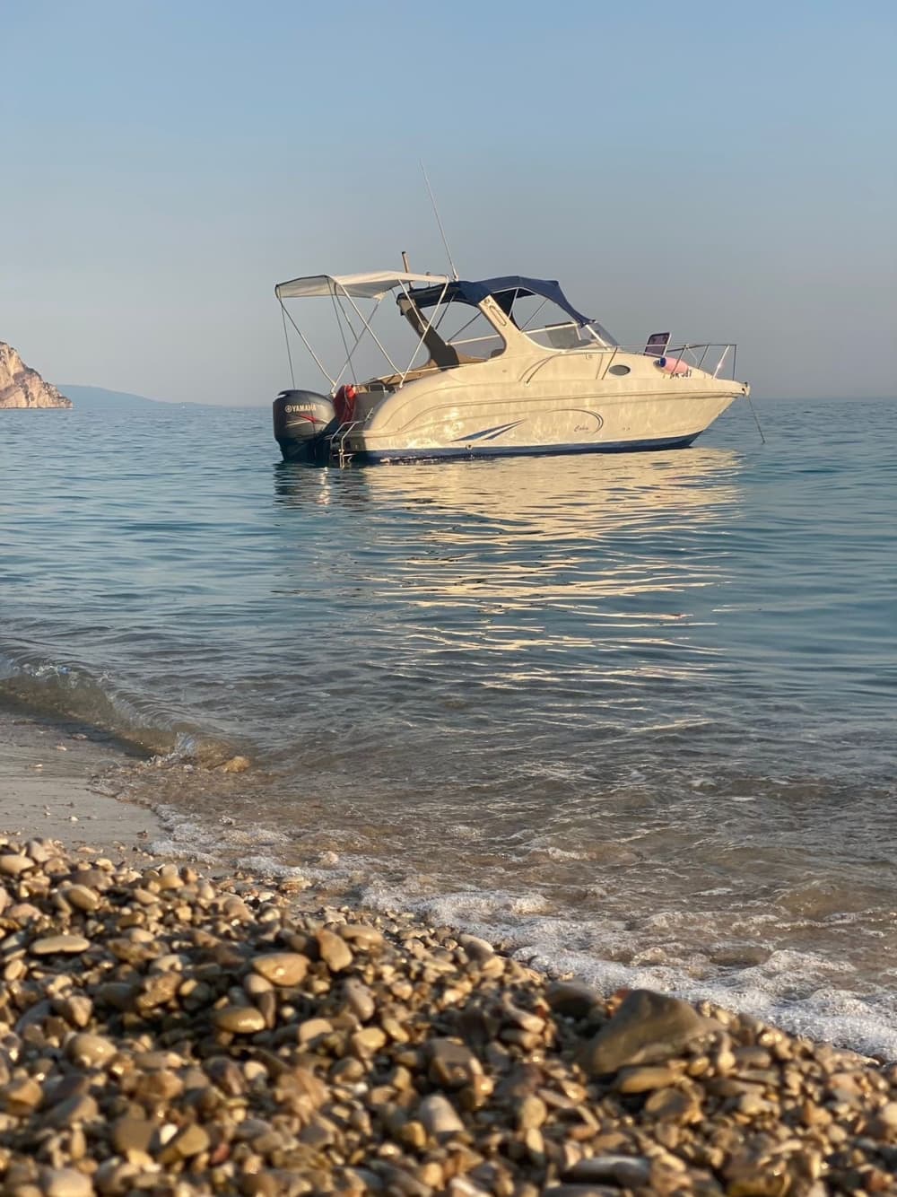 Discover Bar: En heldag i solsken på en motorbåt